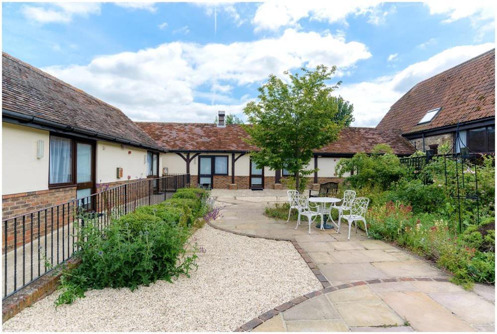 Kingfisher Barn Bed & Breakfast Abingdon-on-Thames Zewnętrze zdjęcie